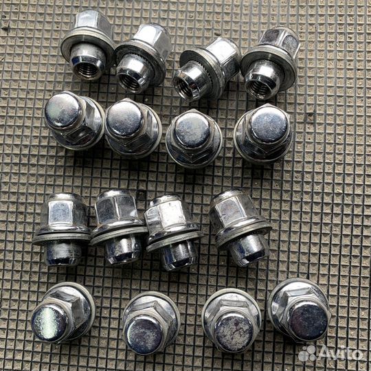 Гайки колесные