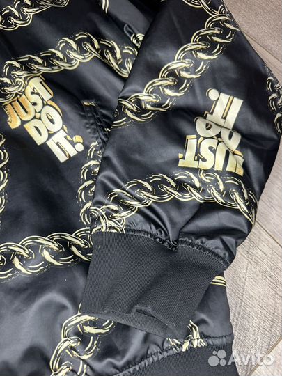 Бомбер куртка nike L оригинал