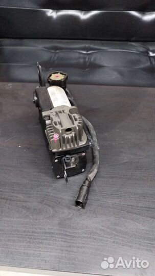 Компрессор пневмоподвески audi