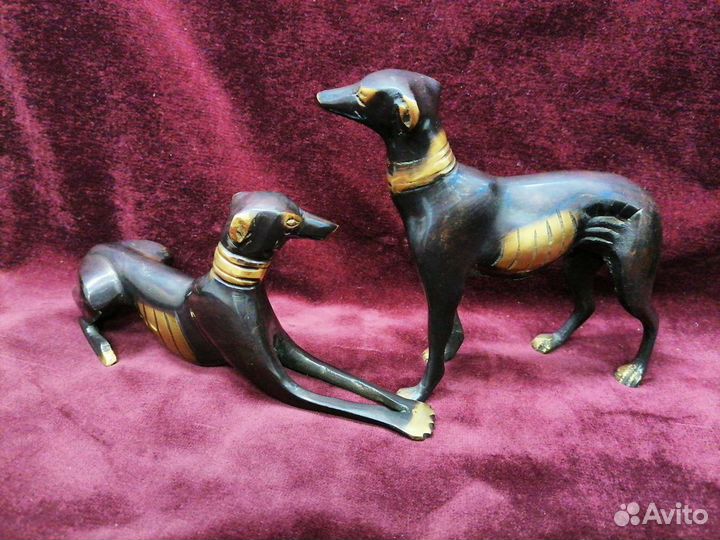 Гончие бронза