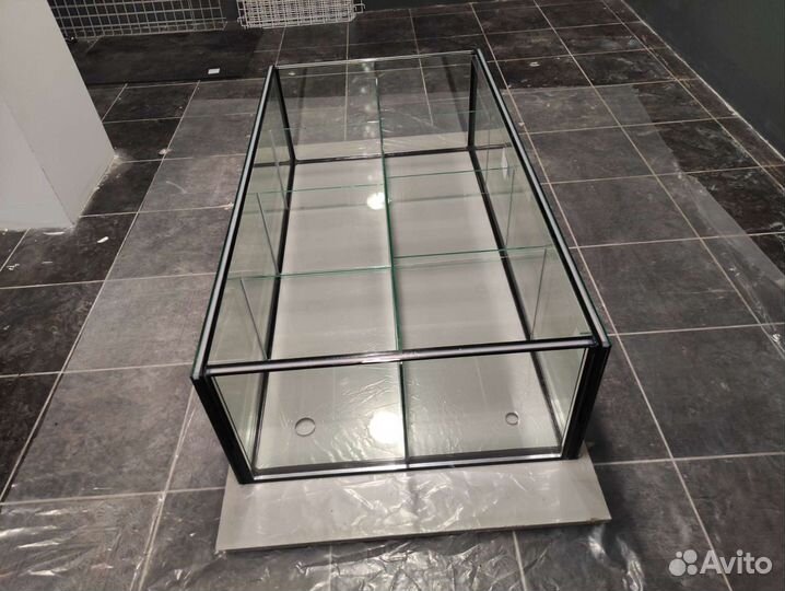 Аквариумы и террариумы любых размеров