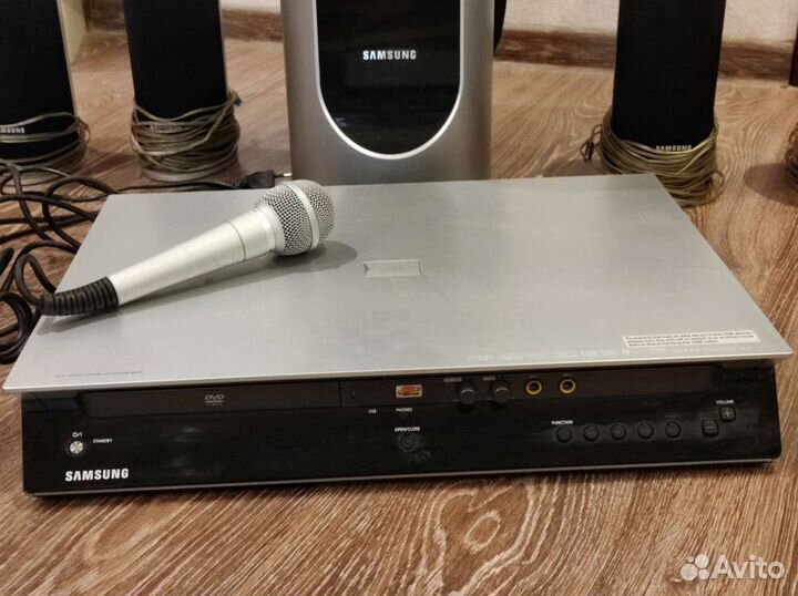 DVD плеер с караоке и диском