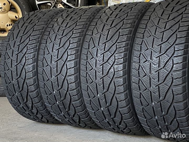 Kormoran SUV Snow 275/45 R20