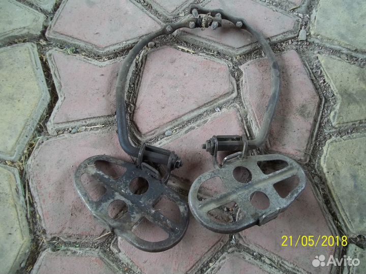 Лазы по дереву