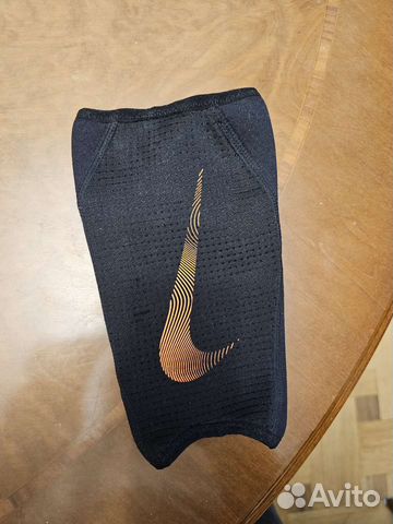 Нарукавник-держатель nike для телефона