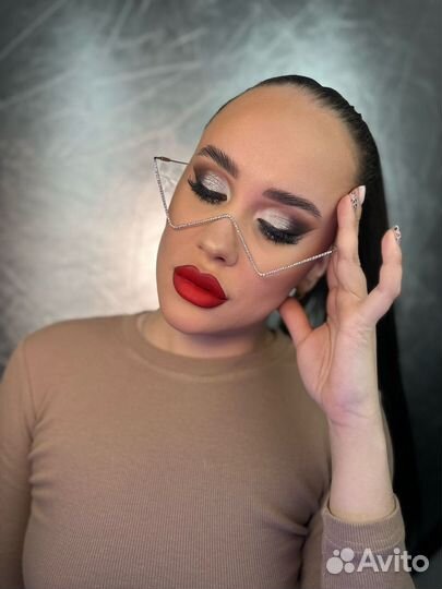 Модель на макияж бесплатно