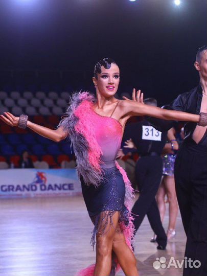 Преподаватель/тренер по латине/бальным танцам