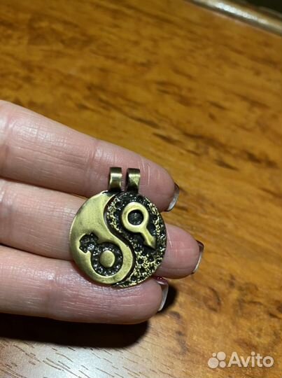 Бронзовые изделия ручной работы