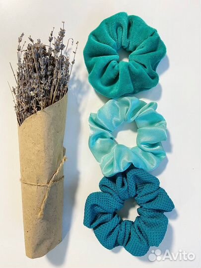 Объёмные резинки для волос ручной работы