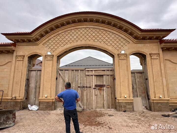 Камень натуральный с установкой на фасад