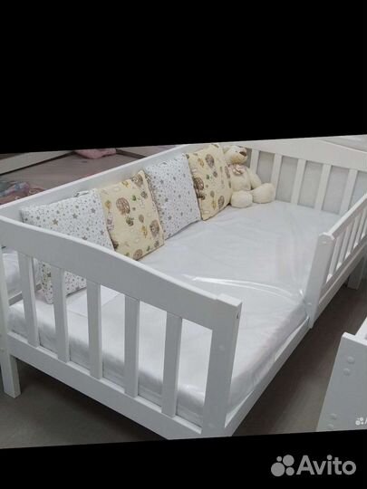 Новая кровать с матрасом от 3 лет