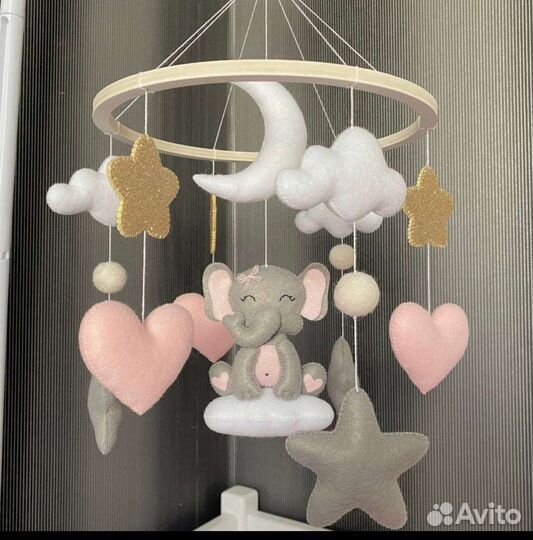 Детская кроватка-трансформер с маятником