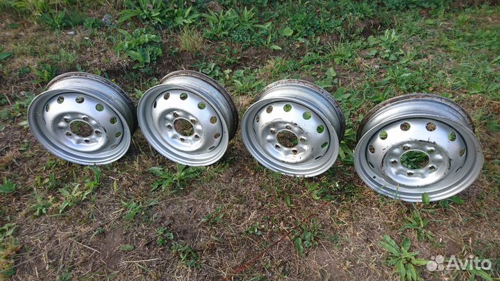 Диски Нива R16