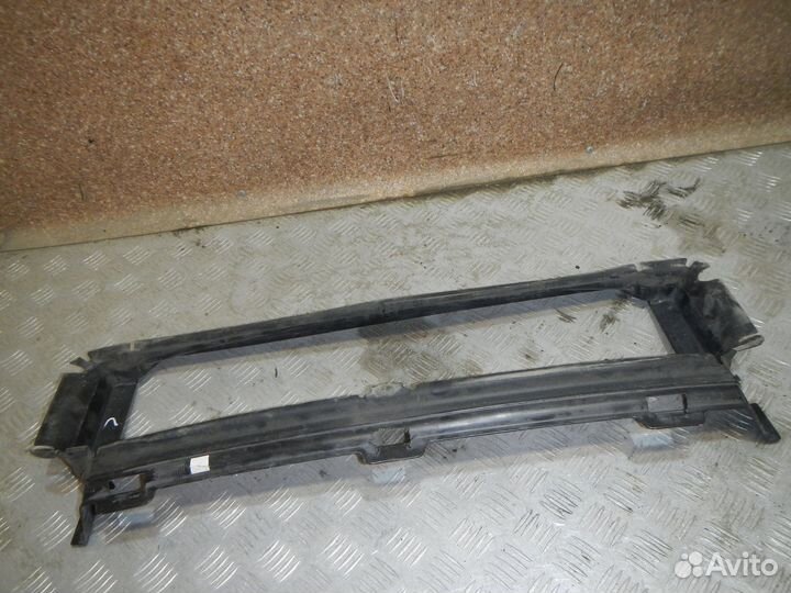 Воздуховод радиатора нижний, Volvo (Вольво) -XC90