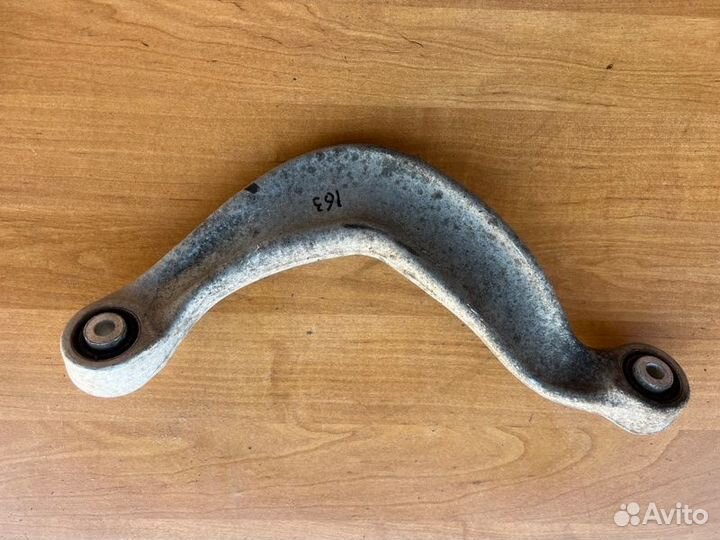 Рычаг подвески верхний задний левый Audi Q5 сnha