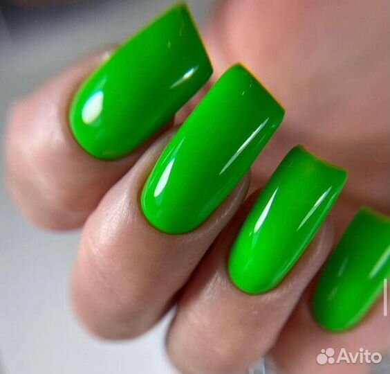 Маникюр, педикюр, визажист- бровист