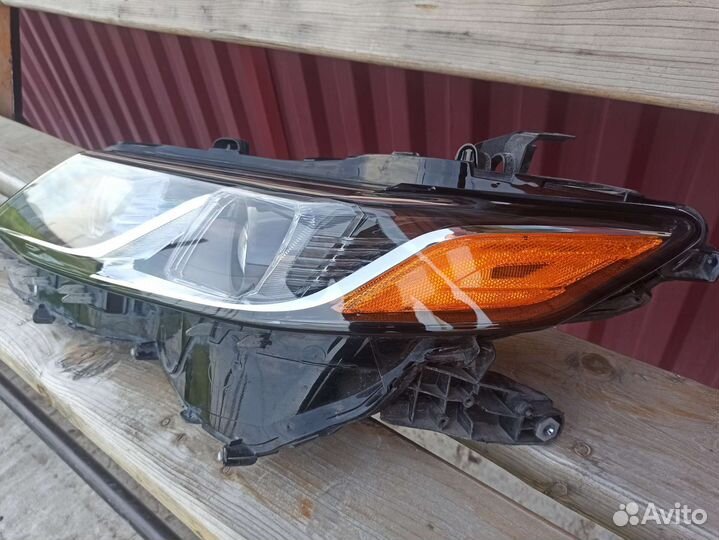 Фары на Camry V75