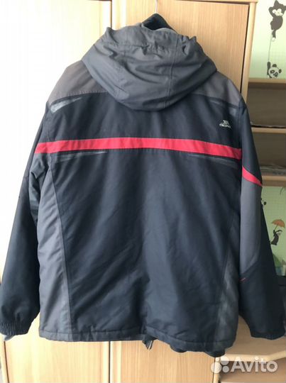 Горнолыжная куртка на мембране розм L trespass