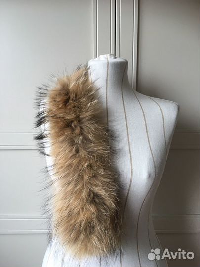 Меховой воротник съёмный