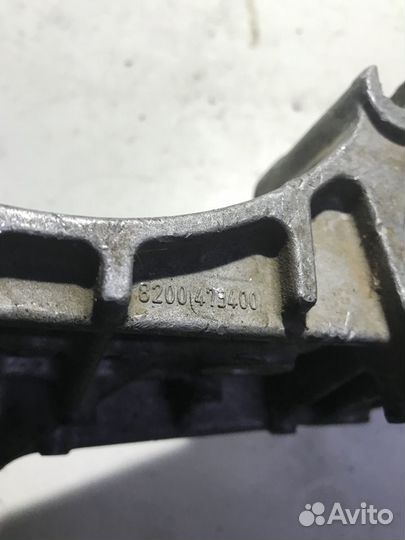 Кронштейн генератора Nissan Almera G15