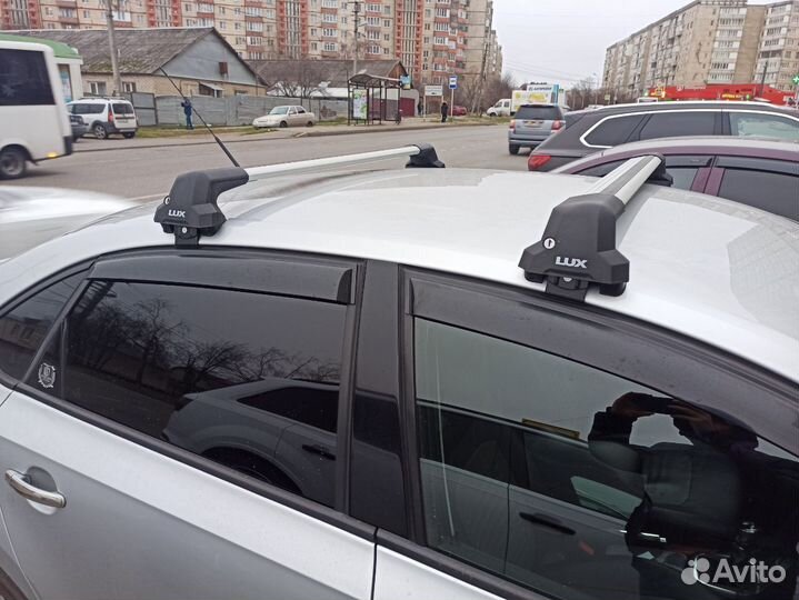 Оригинальный багажник LUX на Volkswagen Polo