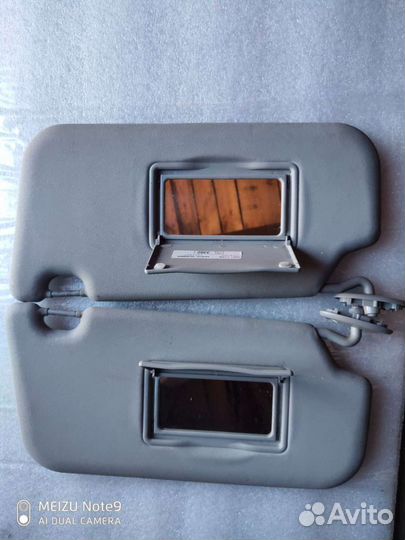 Козырек солнцезащитный