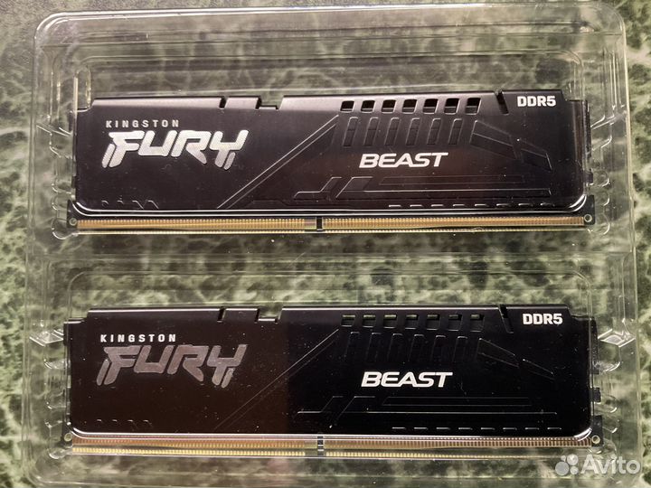 Kingston fury Beast Black KF560C40BBK2-32