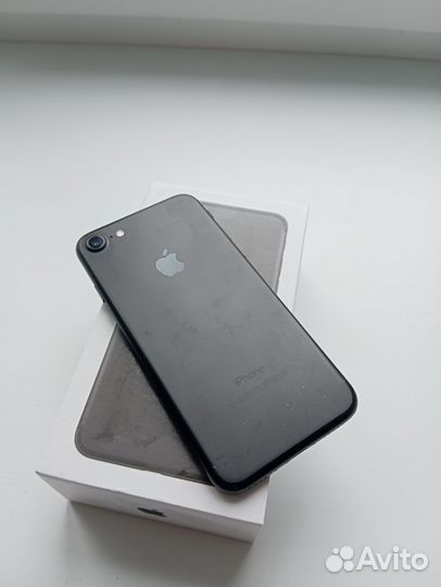 iPhone 7, 32 ГБ