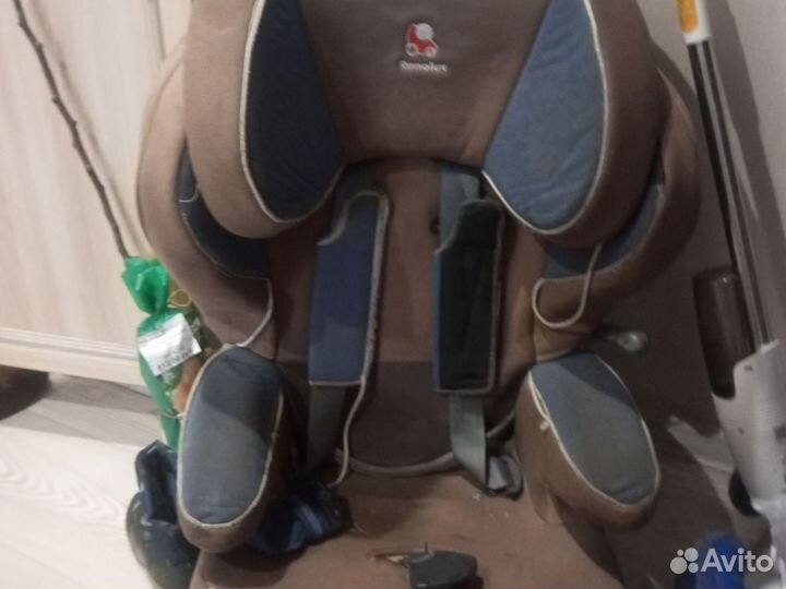 Детское автомобильное кресло бу