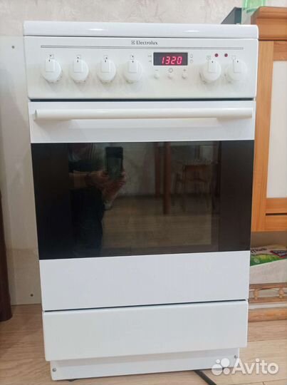 Плита электрическая стеклокерамика бу