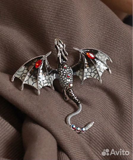 Брошь-кулон 