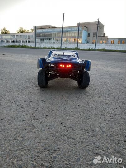 Remo hobby 9emu/traxxas slash