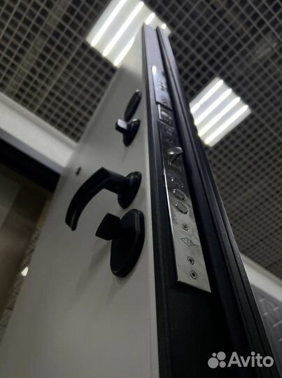 Дверь входная