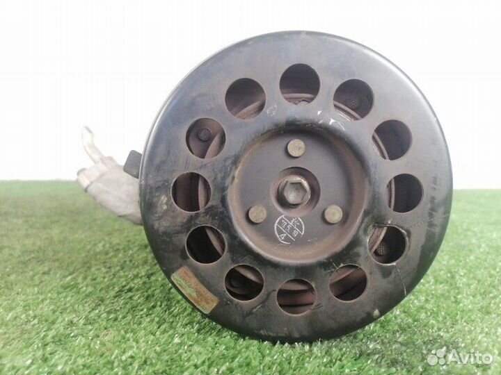 Компрессор кондиционера Toyota Alphard MNH10W