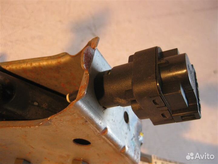 Педаль тормоза Skoda Fabia универсал BME 2007