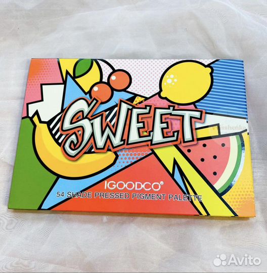 Большая палетка теней 54 оттенка