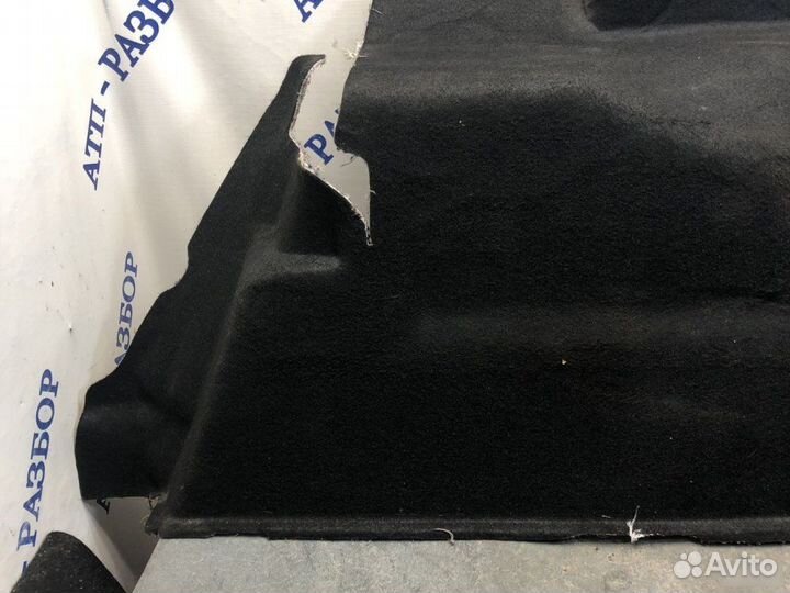 Обшивка правая Ford Focus 3 2011-2015