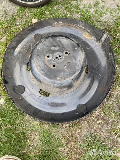 Кожух запасного колеса toyota rav 4