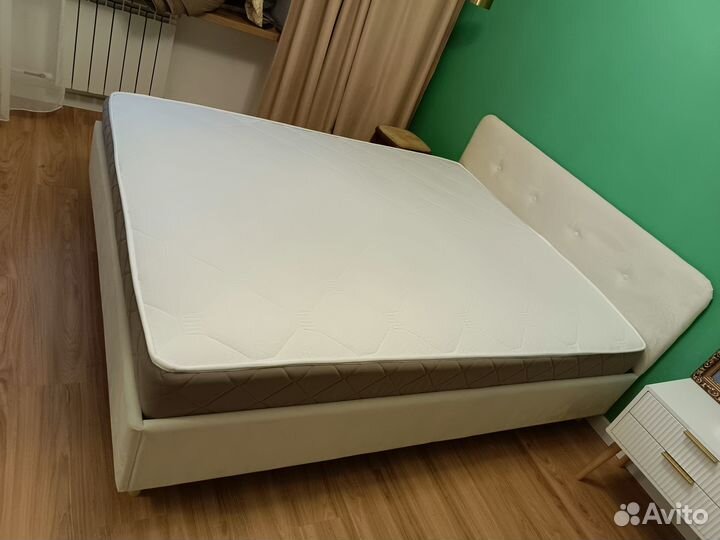 Матрас 160х200 бу