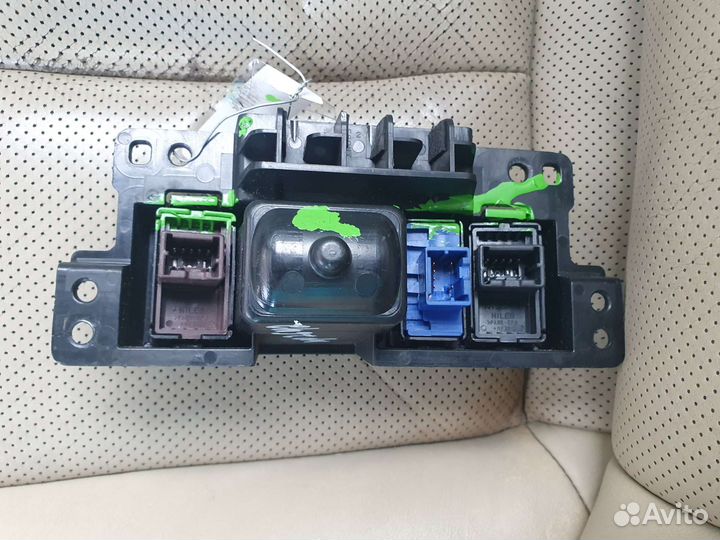 Блок управления подогревом сидений Infiniti fx