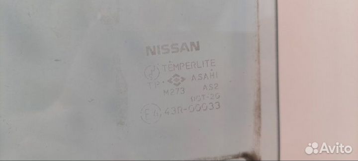 Стекло двери заднее правое Nissan Pulsar FN14 GA15