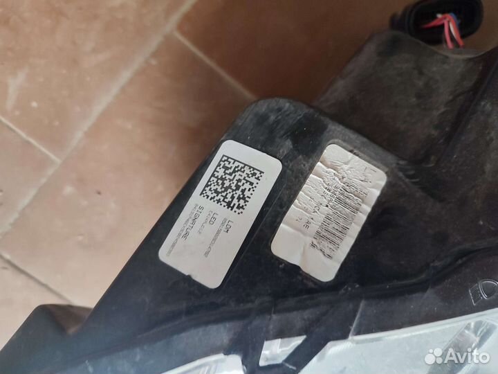 Фара Ford Mustang 2019