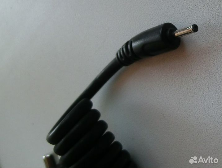 Автомобильное зарядное устройство Nokia