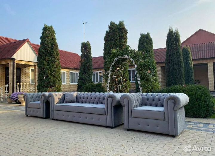 Диван мягкий