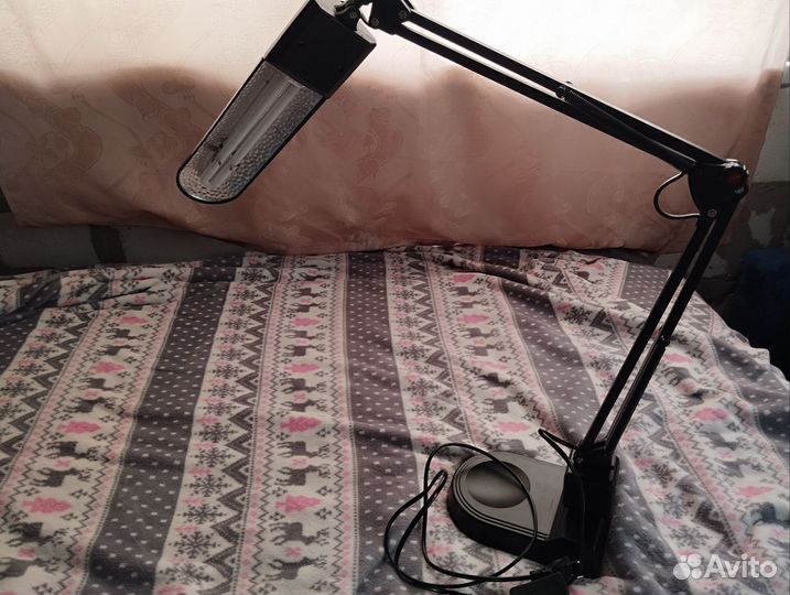 Лампа настольная