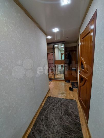 3-к. квартира, 70 м², 2/9 эт.