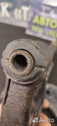 Передний правый рычаг Chery Tiggo 5