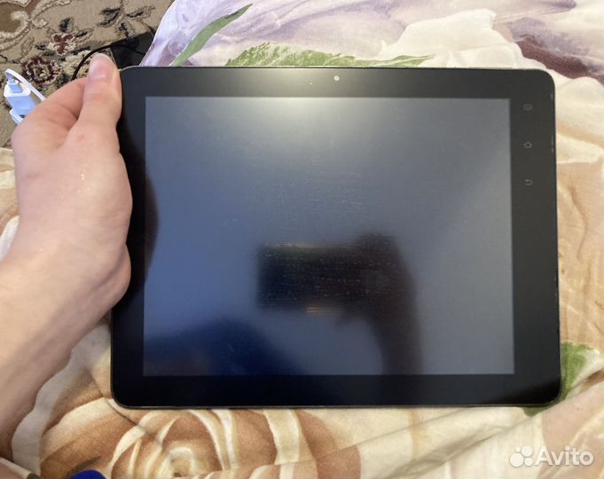 Продам планшет на запчасти
