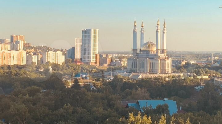 3-к. квартира, 95 м², 8/10 эт.