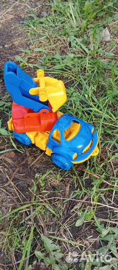 Грузовик и экскаватор для детей